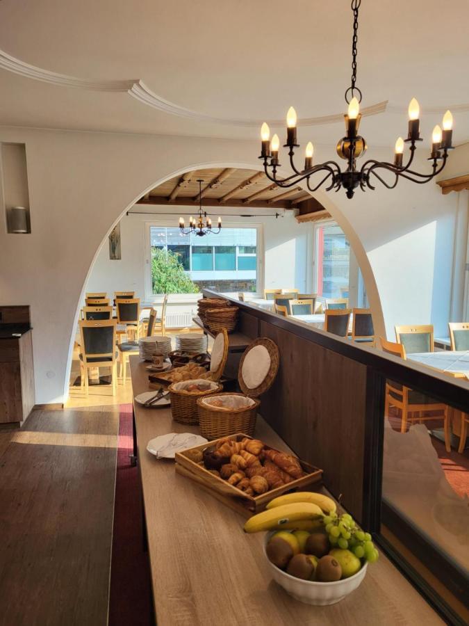 Wanderhotel Garni Cresta Schruns Zewnętrze zdjęcie